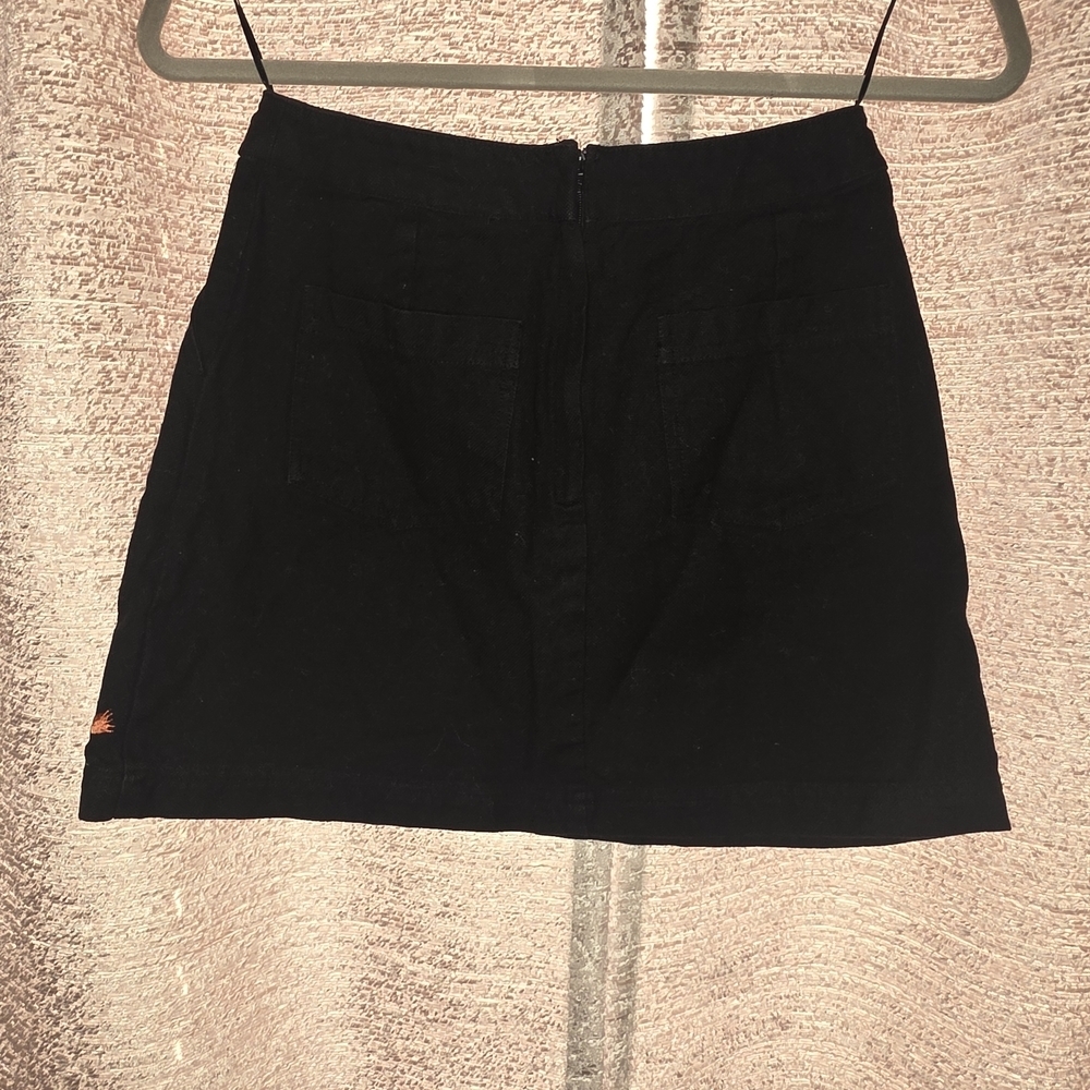 Topshop Black Skirt with Colorful Floral Embroidery - Picture 2 of 7